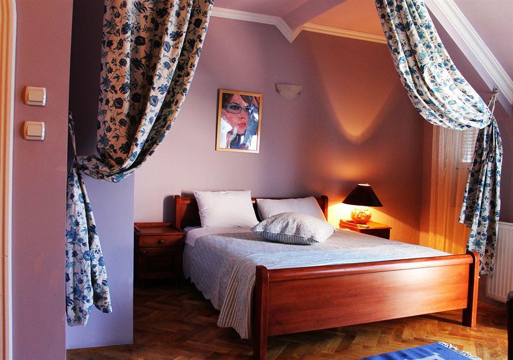 Vila Ile De France Novi Sad Luaran gambar