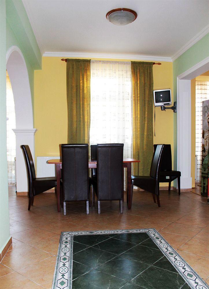 Vila Ile De France Novi Sad Luaran gambar