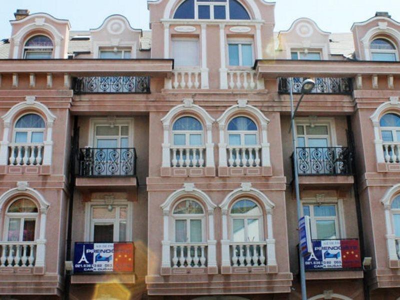Vila Ile De France Novi Sad Luaran gambar