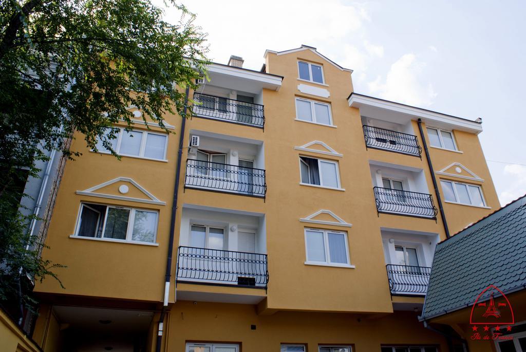 Vila Ile De France Novi Sad Luaran gambar